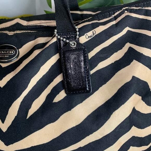 Coach y2k Devin Black and Tan Zebra Print Nylon Overnight Tote & Pouch - Picture 8 of 16